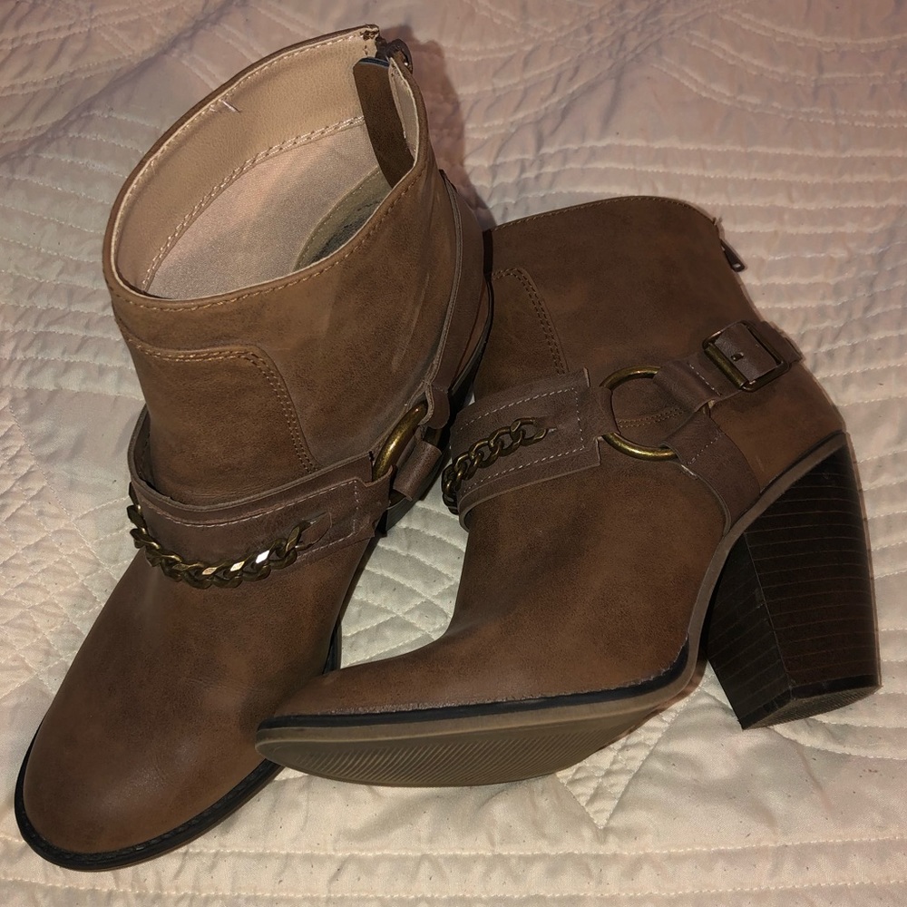 Candies booties size 9